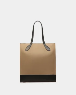 Bar Tote Bag In Sand And Black Fabric