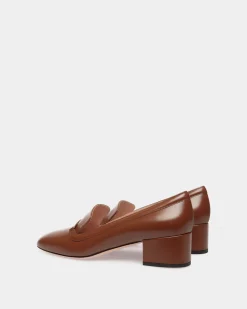 Deco Pump in Brown Leather
