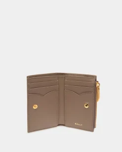 Emblem Wallet in Beige Leather