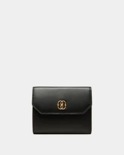 Emblem Wallet In Black Leather