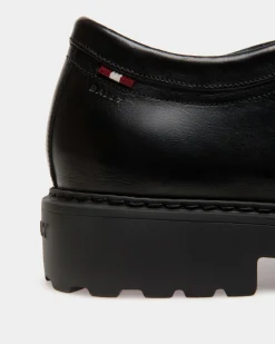 Gusto Derby in Black Leather