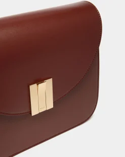 Ollam Crossbody Bag In Brown Leather