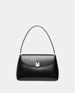 Ollam Shoulder Bag In Black Leather