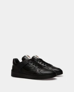 Raise Sneaker in Black Leather