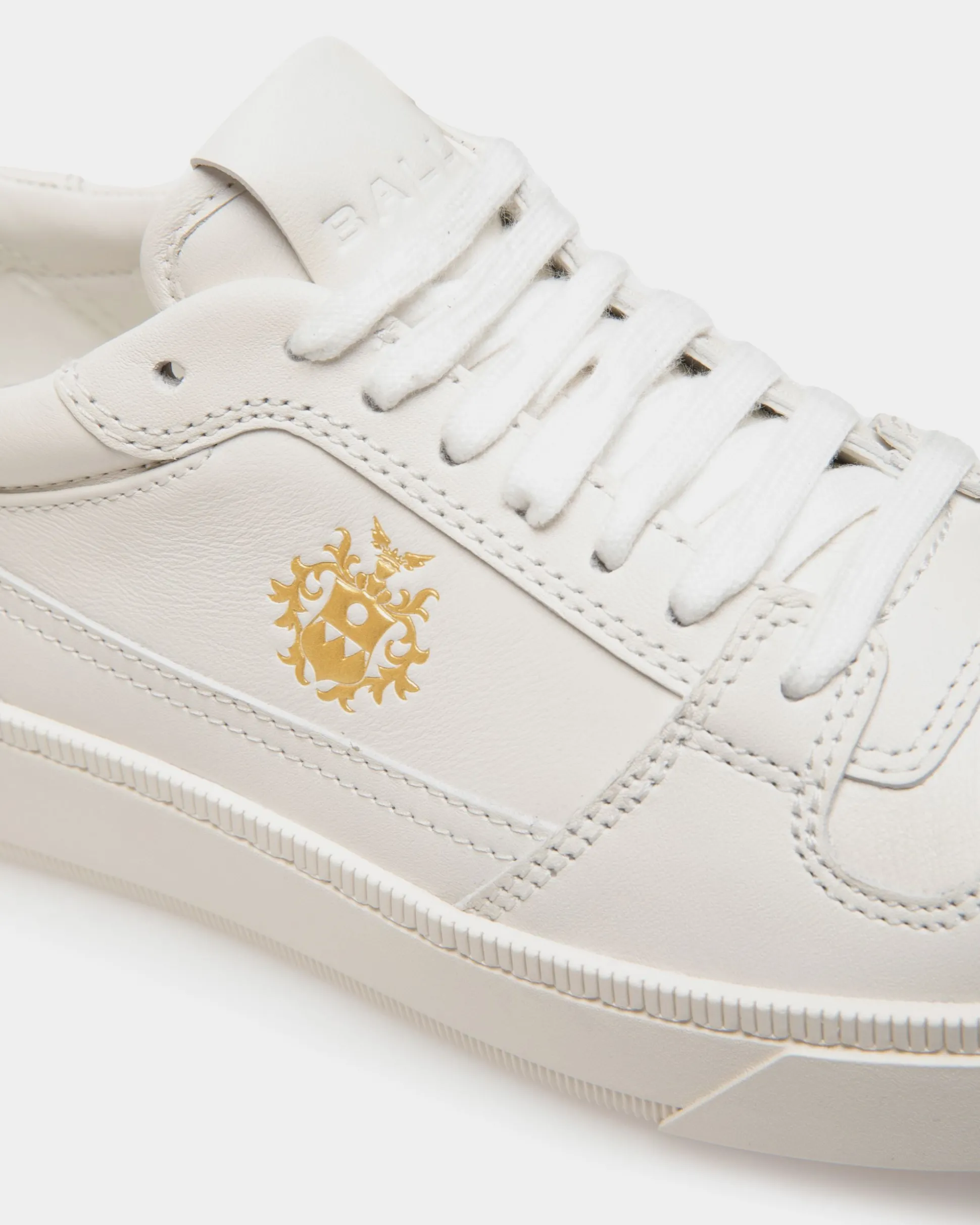 Raise Sneaker In White Leather