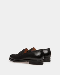 Schoenen Loafer in Embossed Leather