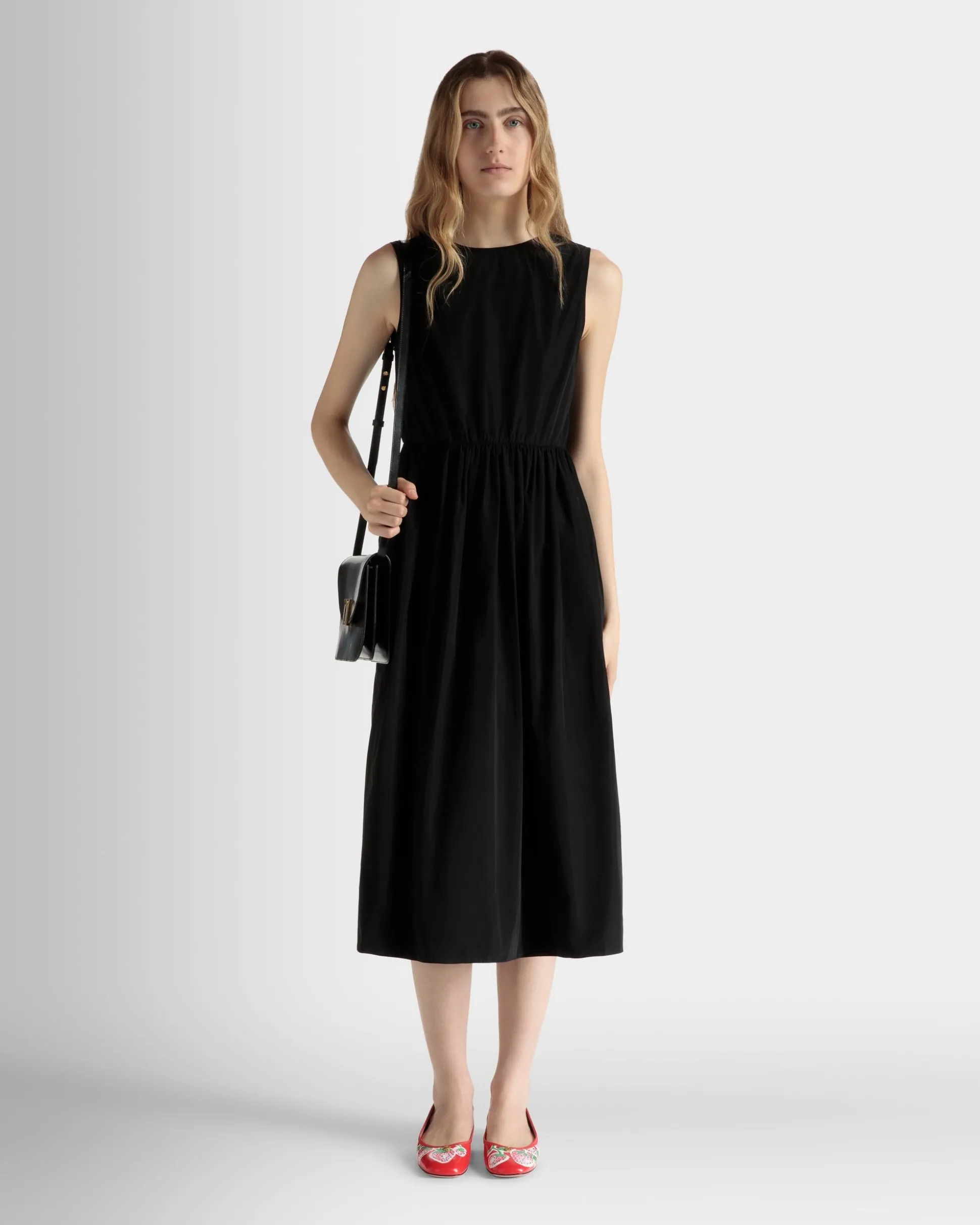 Sleeveless Midi Dress in Black Technical Duchesse